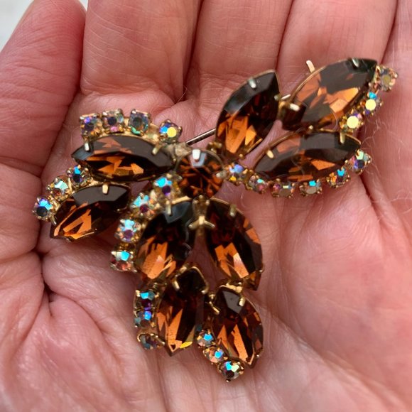 Vintage JAY KEL ORIGINAL Brooch/Earrings Set - Picture 2 of 11